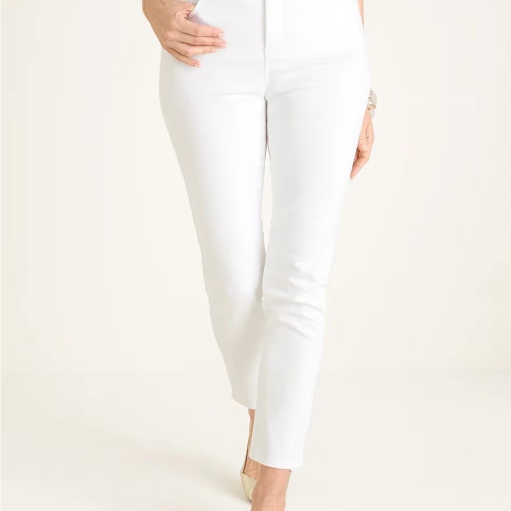 Chico's Perfect Stretch Slim Leg Ankle Girlfriend Alabaster White Jeans